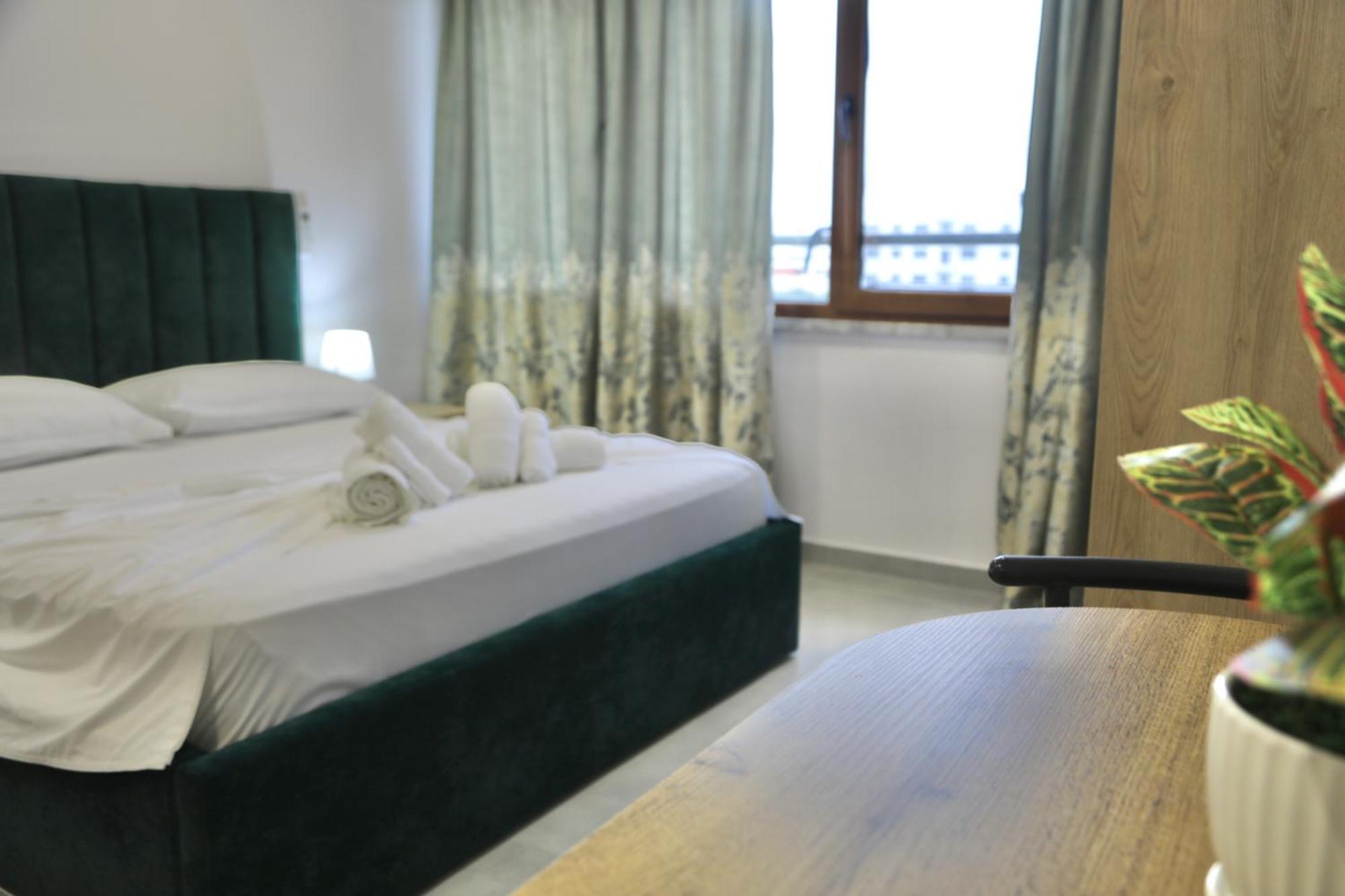 Sea View Apartments Golem  Exterior foto